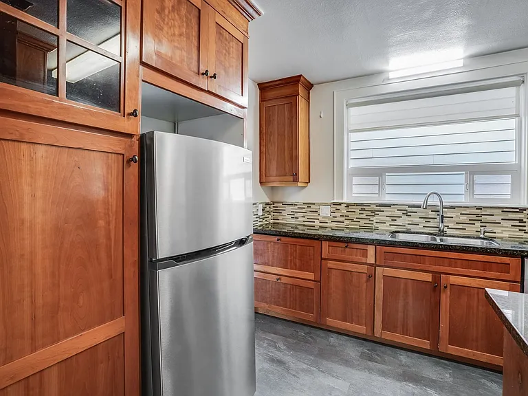 11811 SE Boise St — Photo 7