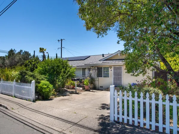 1801 Corby Avenue, Santa Rosa, CA 95407