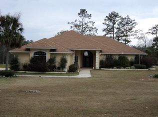 122 Woodland Rd, Carriere, MS 39426