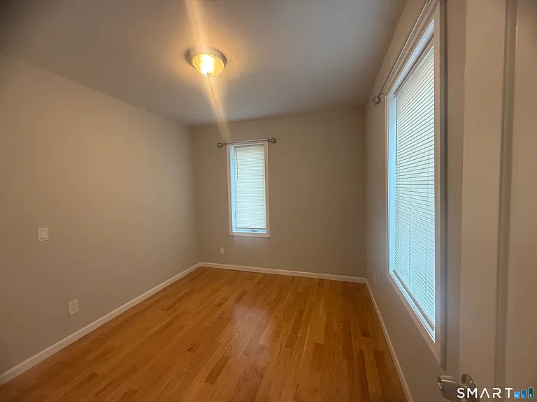 168-170 Kelsey St — Photo 19