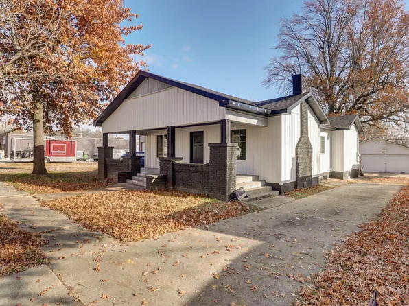 909 N Central Avenue, Monett, MO 65708
