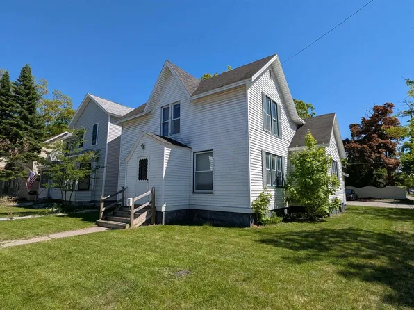 204 E 8th St, Traverse City, MI 49684