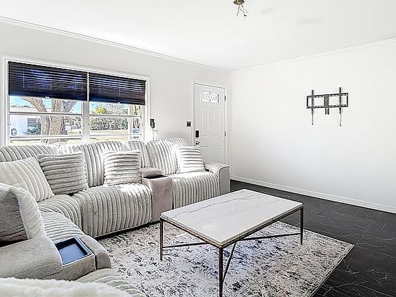 5th image of 6726 Del Prado Ter