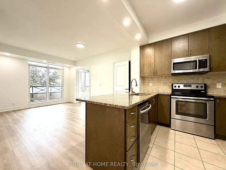 9235 Jane St #214 — Photo 6