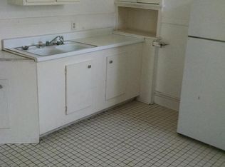 375 W 17th St, Dubuque, IA 52001
