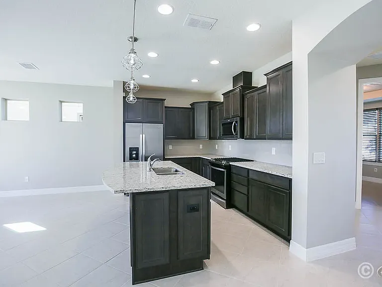 Kitchen and breakfast area.