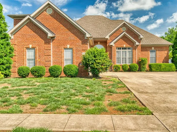 2621 Laurelstone Ln, Bowling Green, KY 42104