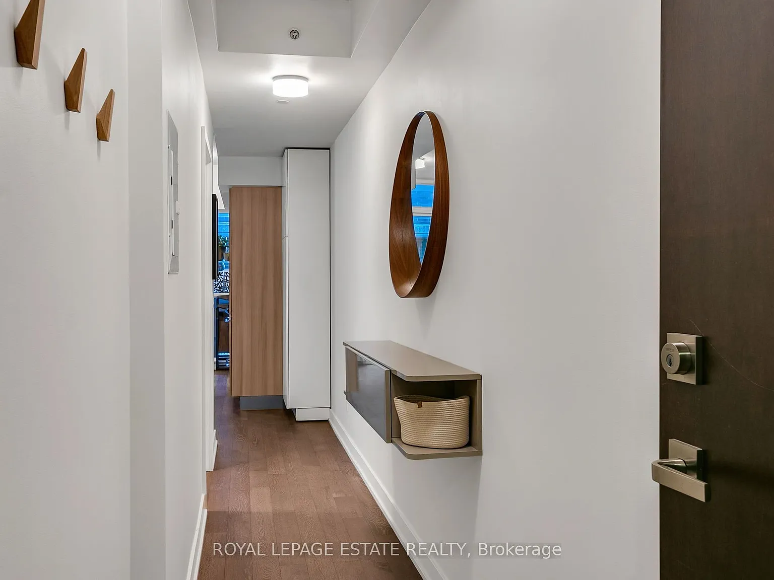 1 bed, $2,000 — Photo 3