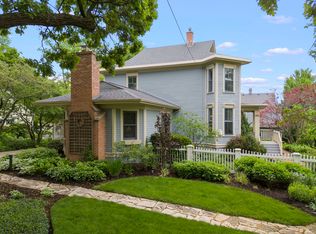 579 Forest Ave, Glen Ellyn, IL