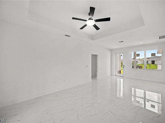 5th image of 3014 38th St W