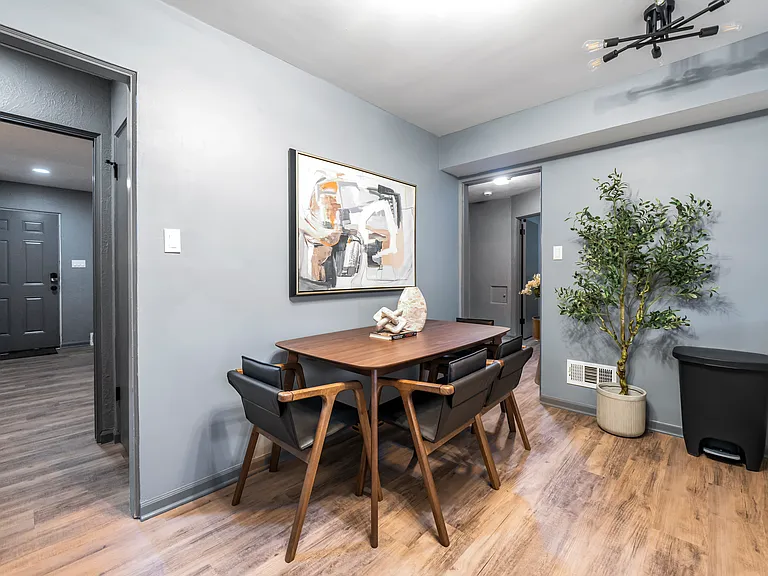 512 Catherine St — Photo 6