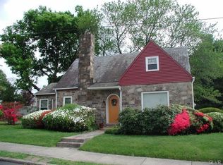 160 Roth Ave, Hellertown, PA 18055