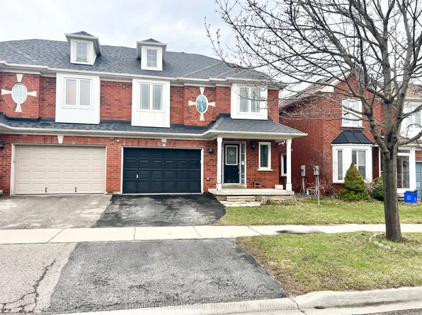 24 Holmwood St, Richmond Hill, ON L4B 4K4
