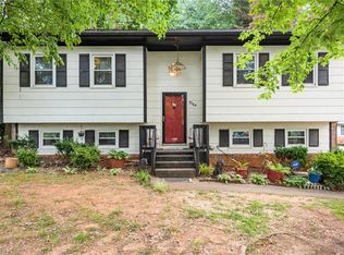 2264 Pisgah Church Rd, Kernersville, NC 27284