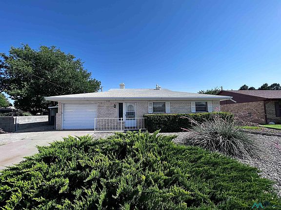 2nd image of 502 Park Dr