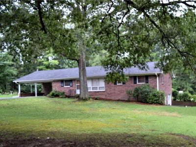 367 Sunset Ln, Thomasville, NC, 27360