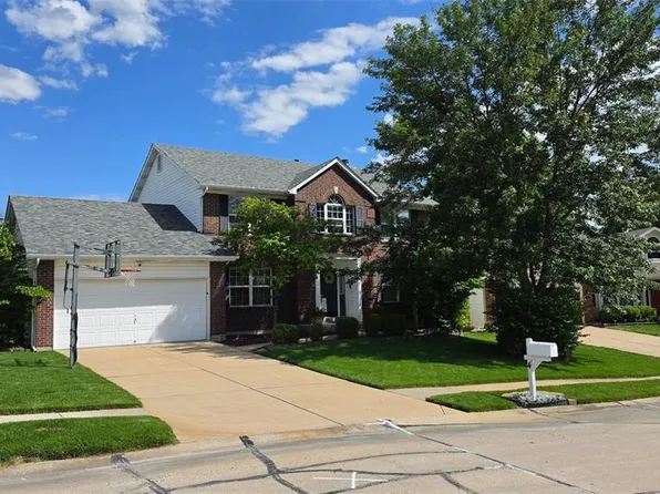 4 Georgetown Ct, O'Fallon, MO 63368
