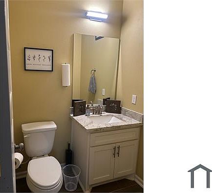 3rd image of 4513 White Rock St #1