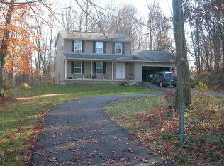 96 Carrier Rd, Transfer, PA 16154