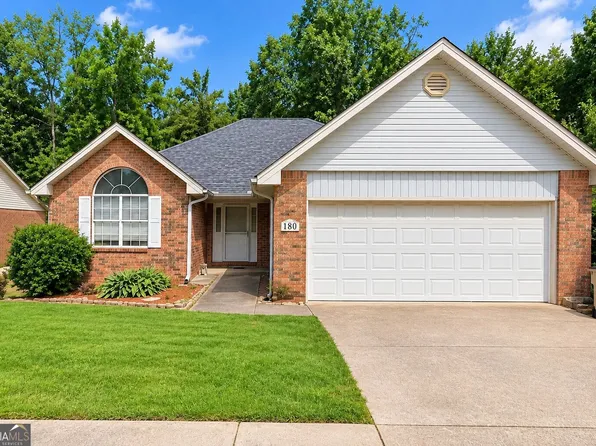180 Oakwood Cir, Stockbridge, GA 30281