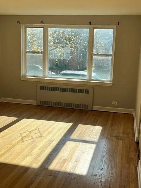 5404 W Gladys Ave — Photo 3