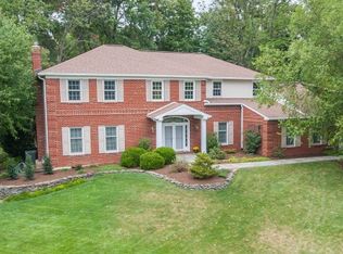 906 Chesterfield Dr, Ambler, PA 19002