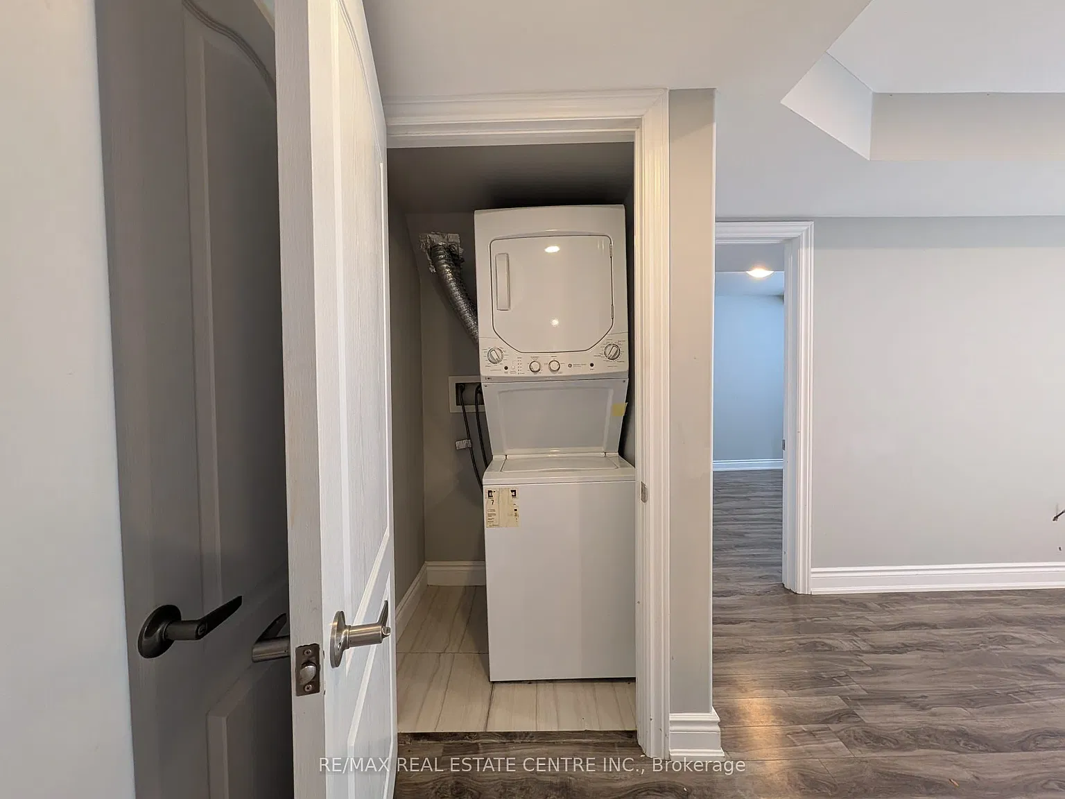 2 bed, $1,800 — Photo 4