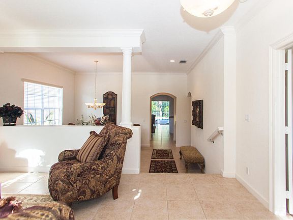 8152 Bautista Way-704