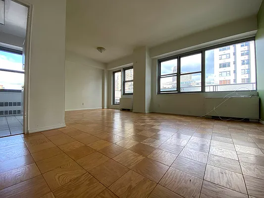 Rented by Bond New York | media 8