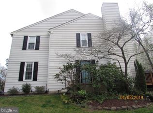 2102 Lang Dr, Crofton, MD 21114