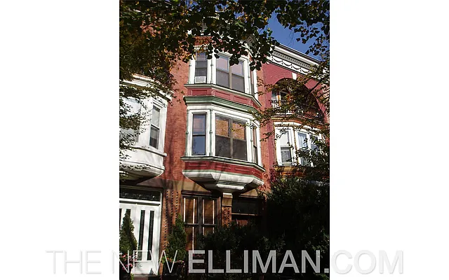 Rented by Douglas Elliman | media 27