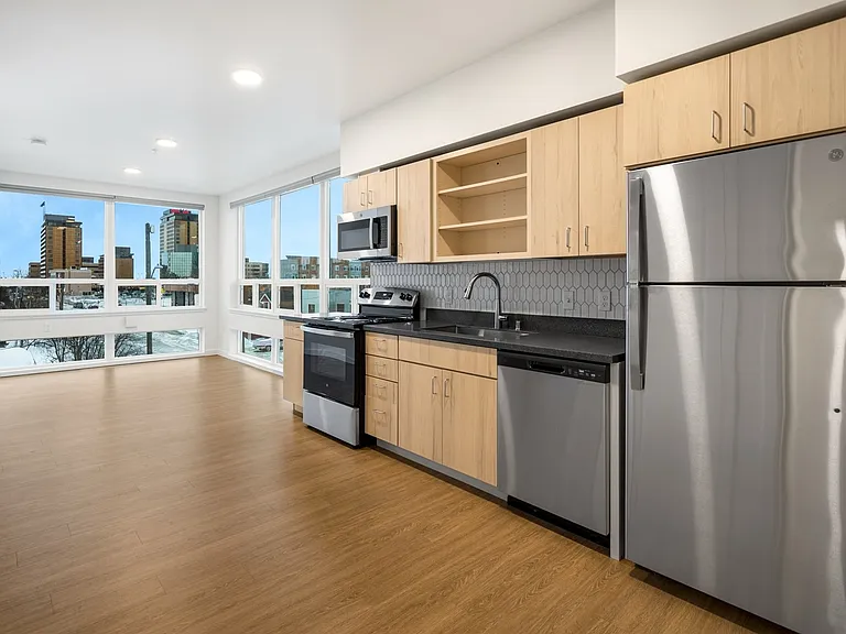 Deluxe One Bedroom