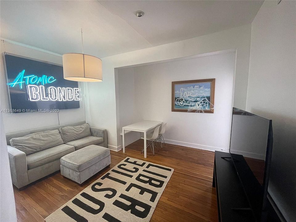 1st image of 1509 West Ave Floor 2