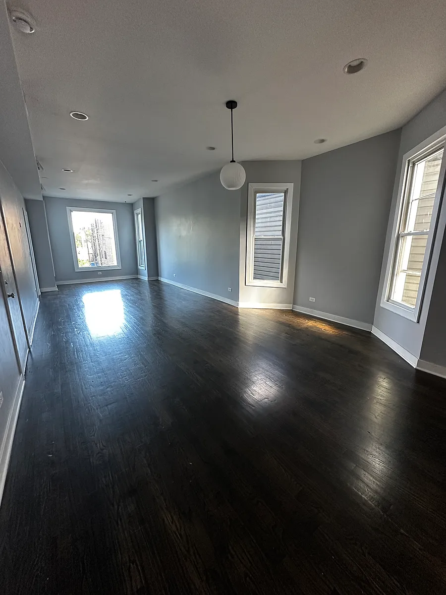 Unit 2 Living Room - 2022 N Kedzie Ave #2