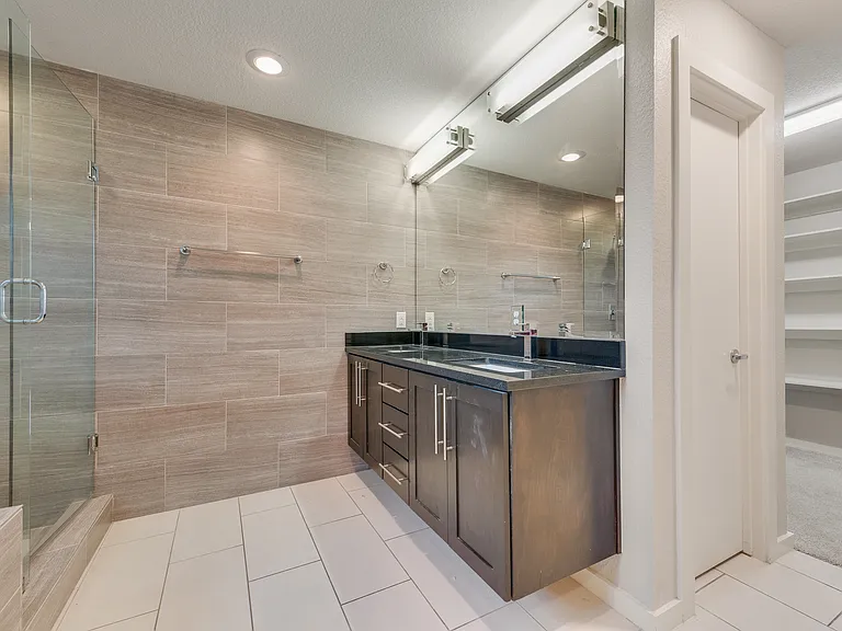 1811 Euclid Ave #2 — Photo 11
