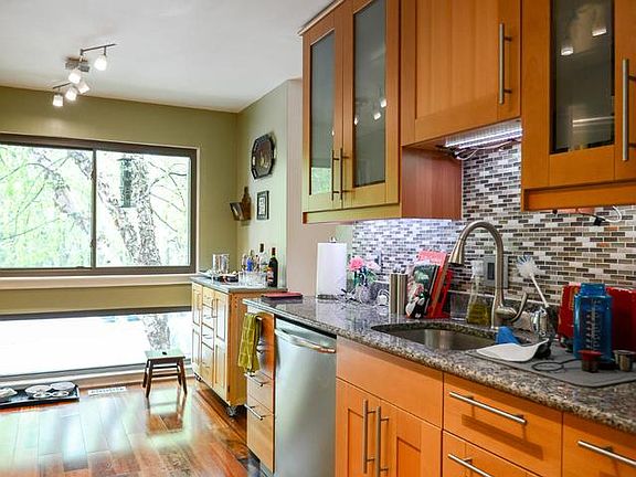 4th image of 4710 Deer Run Ct