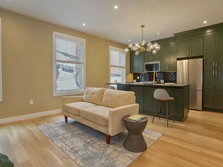 95 Court St — Photo 1