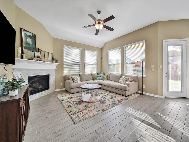 120 Buckeye Dr — Photo 8