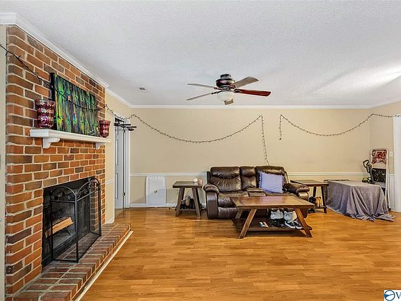 4th image of 11512 Jade Ln SE