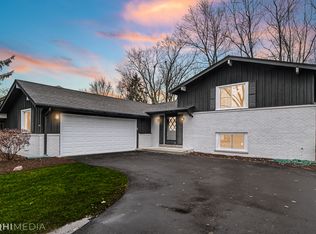 2991 Landwehr Rd, Northbrook, IL 60062