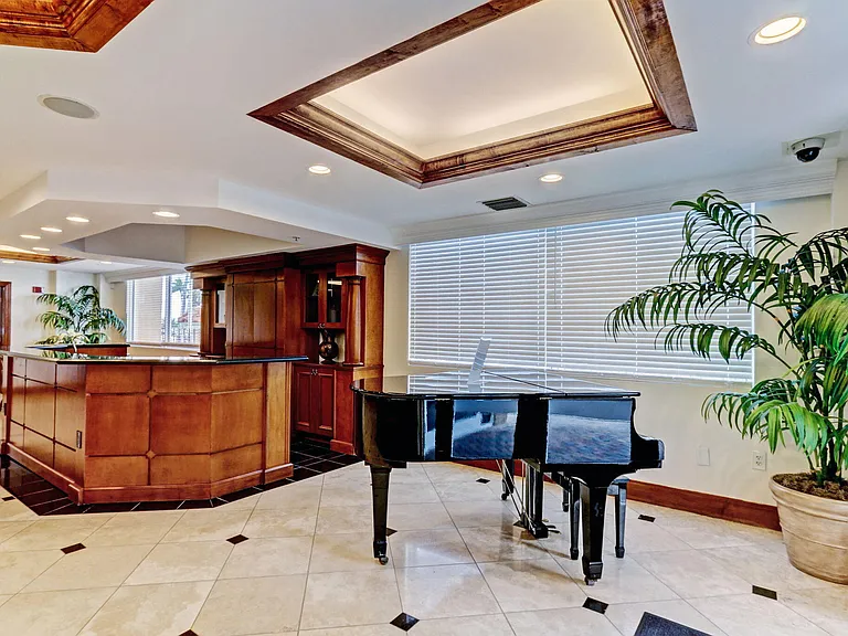 1805 N Flagler Dr #115 — Photo 41