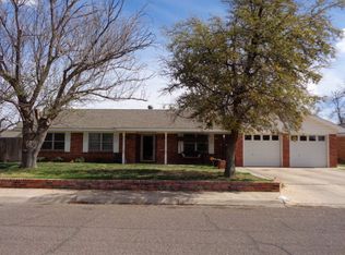2906 Aurora Ln, Midland, TX 79707