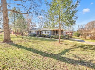 903 Azalea Dr, Columbia, TN 38401