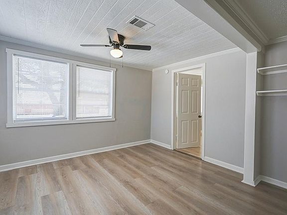 2nd image of 2708 Rose St