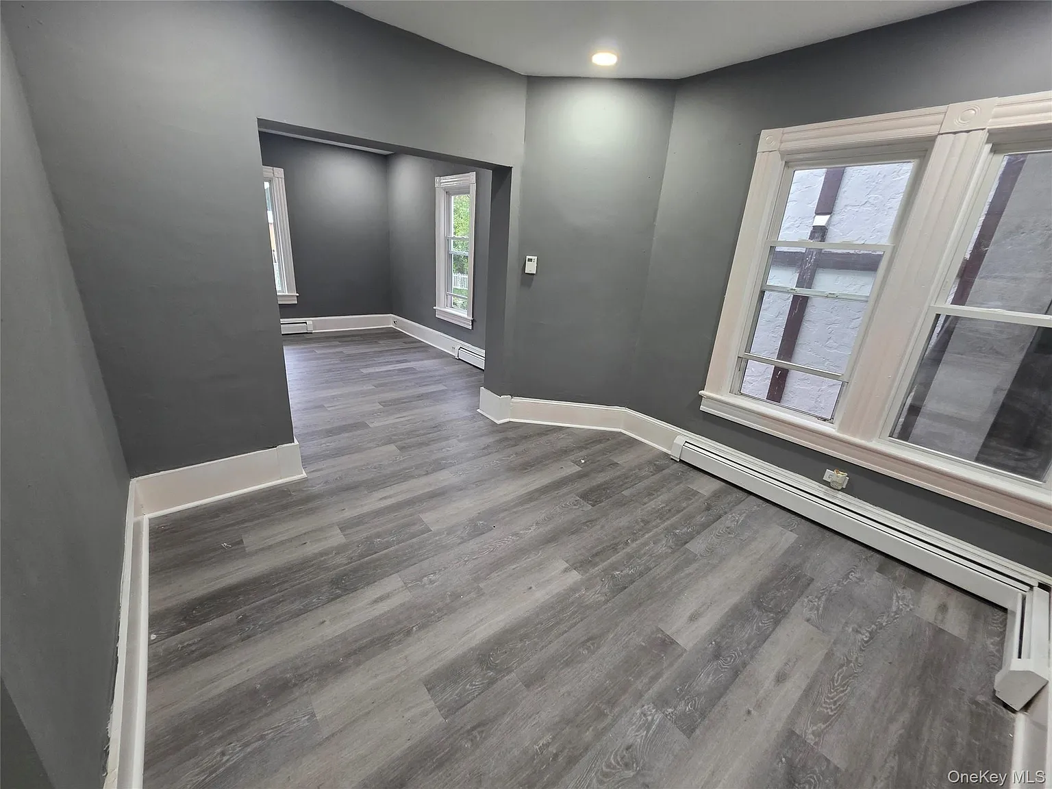 3 bed, 2.0 bath, 1338 sqft, $2,600 — Photo 4