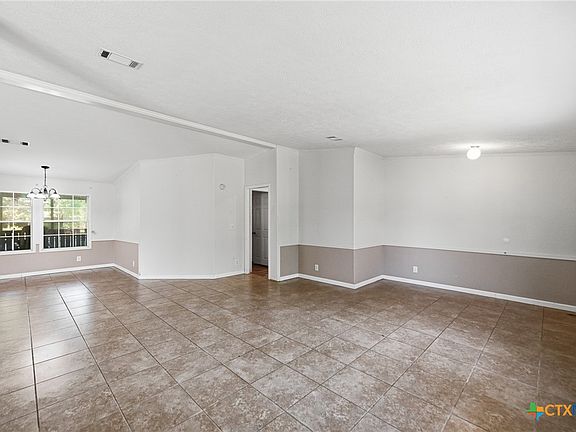 4th image of 357 Dallas St
