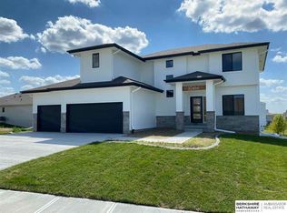 10414 S 188th St, Gretna, NE 68028