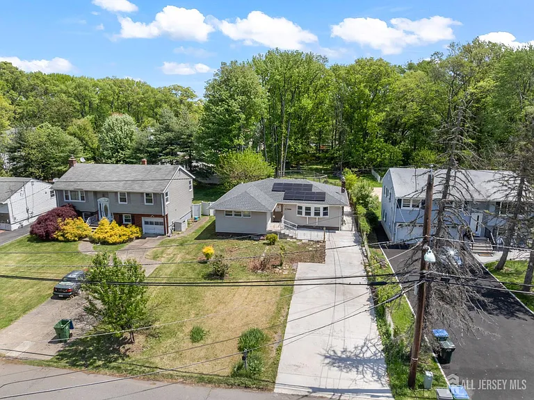 22 Foley Ave — Photo 38