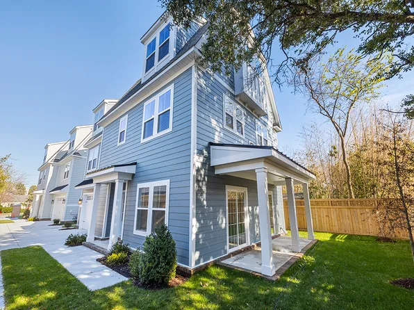 216 66th St #B, Virginia Beach, VA 23451