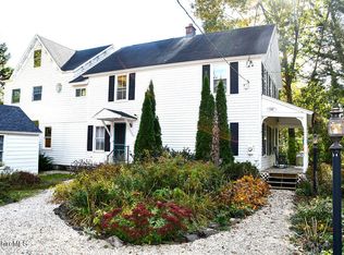 145 Sunnyside Rd, Kinderhook, NY 12106